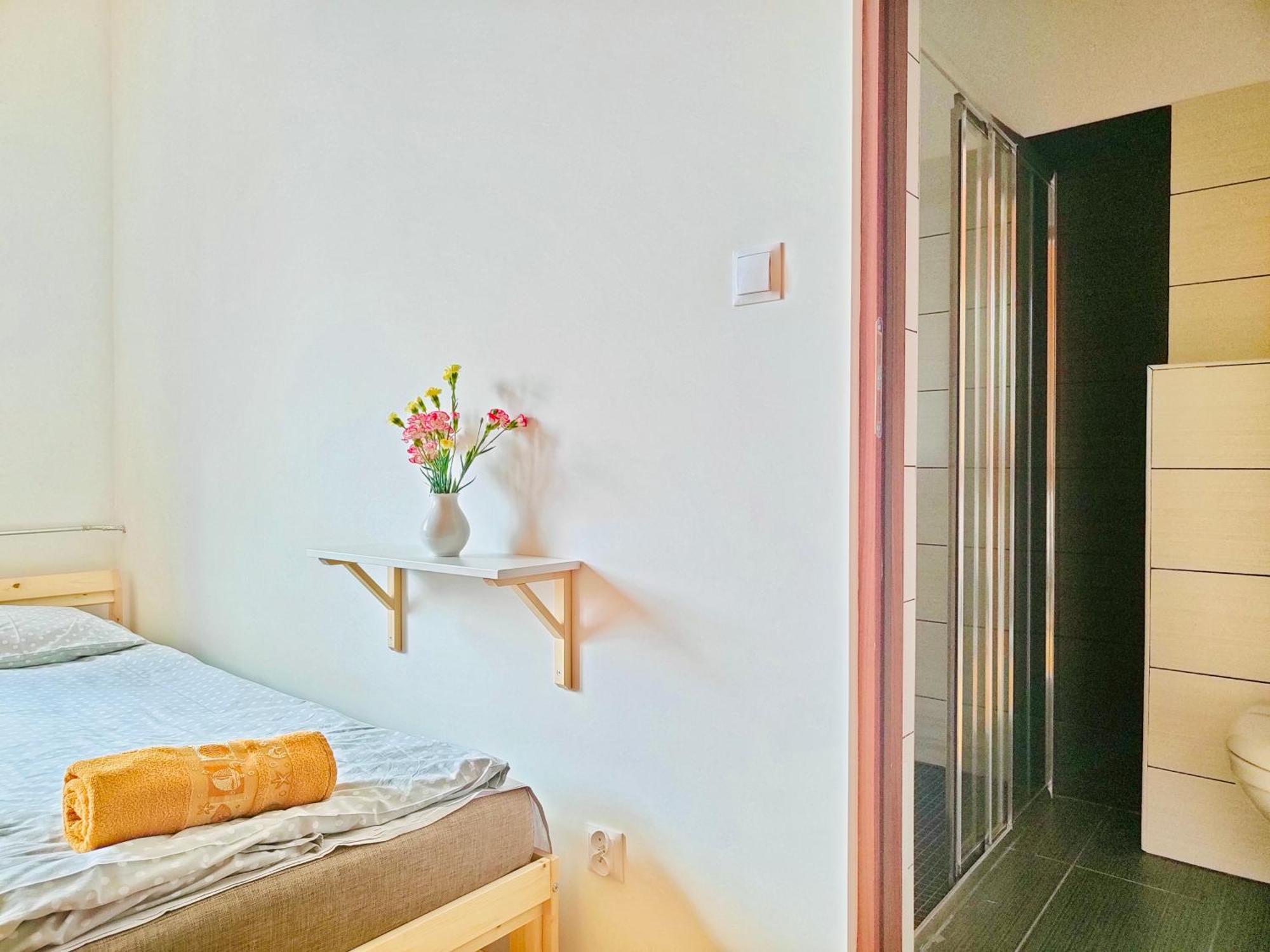 Hotel Dom Bez Scian à Gubin Extérieur photo